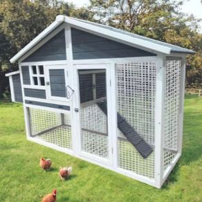 Large Chicken Coop  4-6 Bird