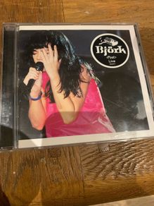 Bjork - Post Live
