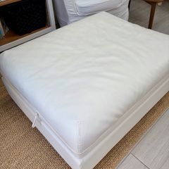 Single sofa