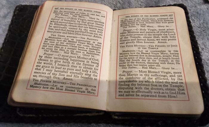 vintage collectable prayer book