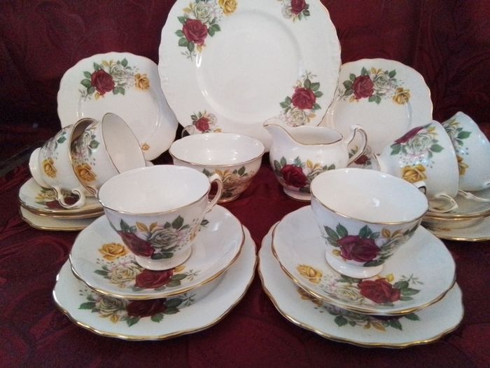 Royal Malvern Twenty one Piece China Teaset
