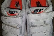 Nike girls' leather first walking runners size UK4 EU20 Perfect condition Postage included