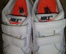 Nike girls' leather first walking runners size UK4 EU20 Perfect condition Postage included