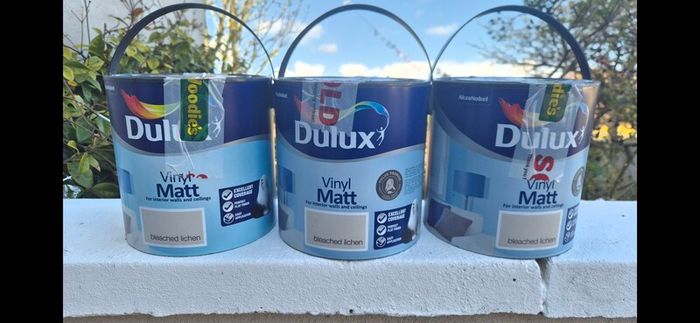 Interior Paint: Dulux Vinyl Matt Bleached Linen 7.5Litres