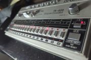 Roland TR-606 (MIDI mod) analog drum machine