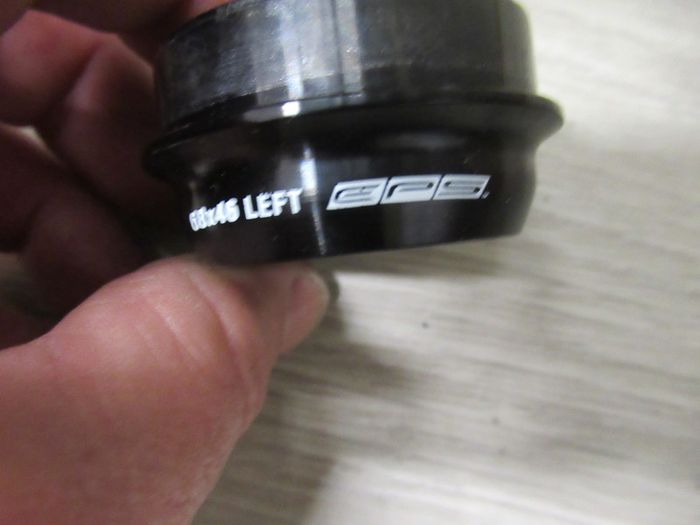 Campagnolo Record Ultra Torque Bottom Bracket cups