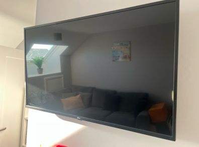 LG TV 43inch