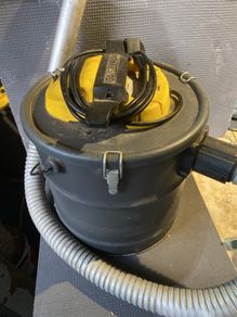 Ash vac