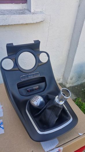 Fiesta ST180 Centre Console Trim