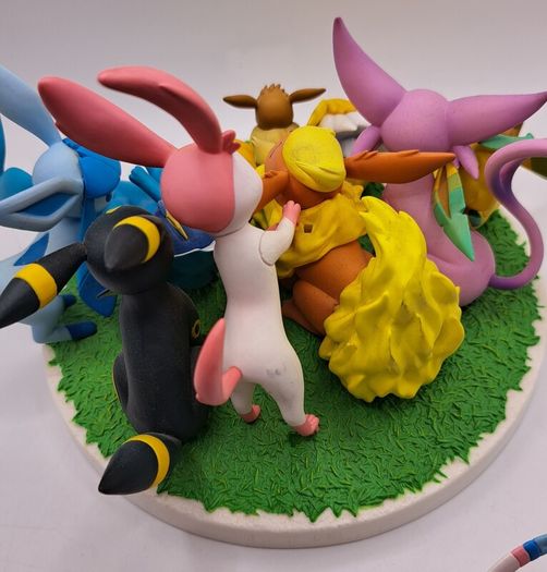 pokemon Eevee friends megahouse