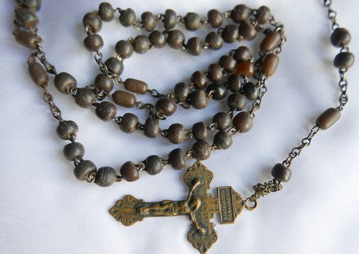 Antique  Rosary necklace pendant L-26"