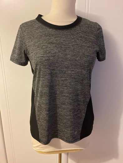 Running gym tops x2