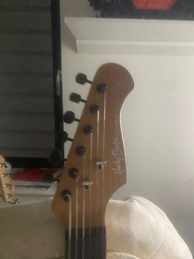 Swapping for bassit guitar