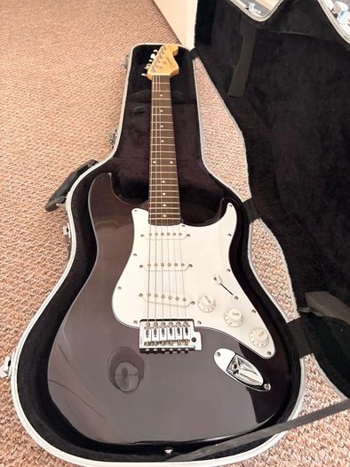 Tanglewood Nevada electric guitar Mint condition (Used once)