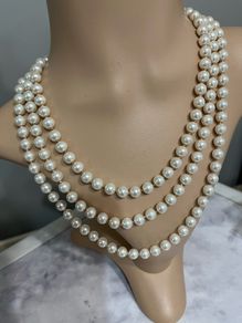 pearl necklace