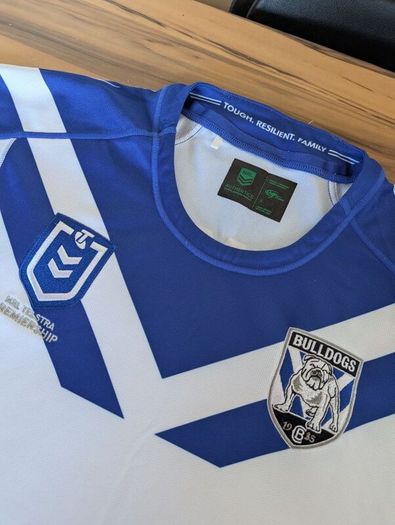 2020 Canterbury Bulldogs Home Jersey NRL Officia