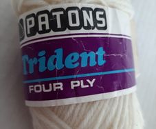 New vintage yarn 60% wool knitting /crochet/crafts