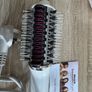 Shark heated hair brush Image 3