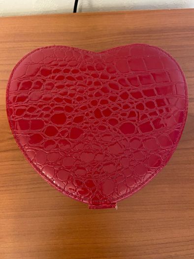 Jewellery box