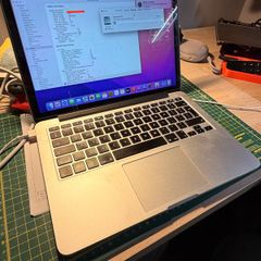 Macbook Pro 13" I7 16gb Ram 500gb Ssd