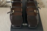 Alohas shoes size 38 /5 . New