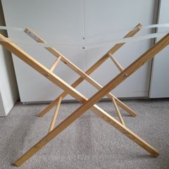 Moses basket stand