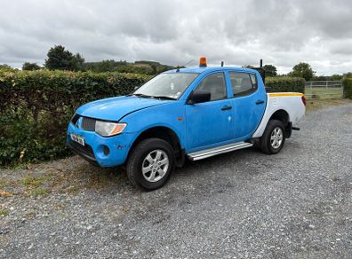Mitsubishi l200