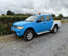 Mitsubishi l200