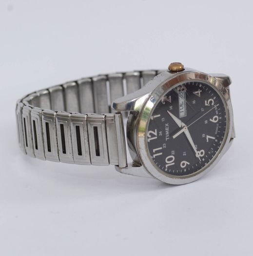 Vintage Timex Gents Quartz Watch