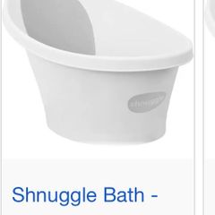 snuggle baby bath