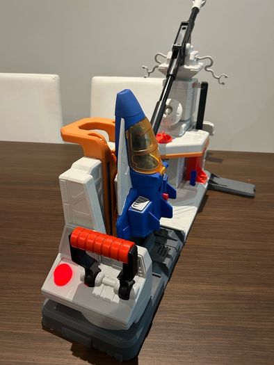 Buzz Lightyear Imaginext Lift & Launch star command playset