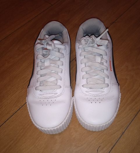 Puma trainers