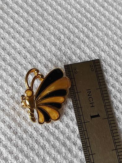 brooch
