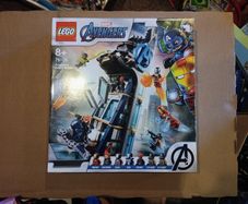 LEGO Marvel Avengers Tower Battle 76166