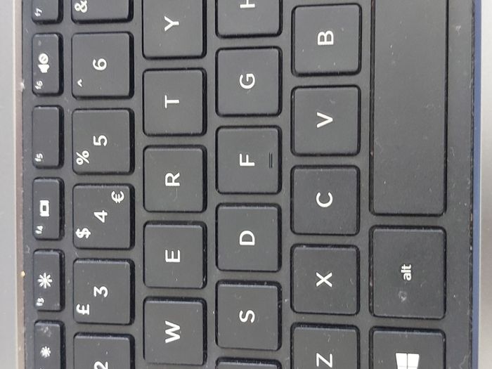 HP 15.6 inch Laptop, Model HP 255 G3 Rev 21F7-100, AMD A4-5000 APU with Radeon HD Graphics, 1.5GHz, 4GB Ram, 500GB Hdd, Windows 10, Microsoft Edge, Chrome and VLC