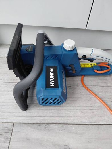 Chainsaw