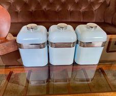3 Swan Retro Enamel Airtight Storage Containers Powder Blue 1 litre