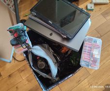 Laptop parts, tools, cables and other bits