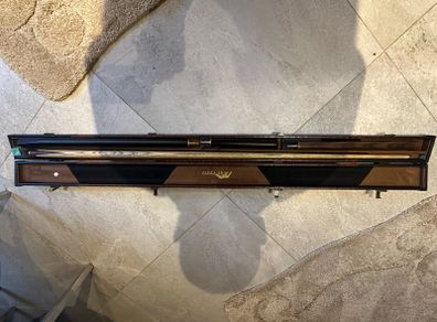 snooker cue