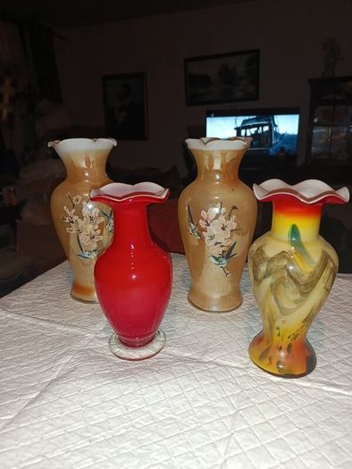 4 beautiful vases
