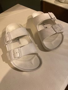Birkenstock Arizona White Sandals - Size 33