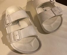 Birkenstock Arizona White Sandals - Size 33