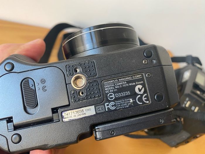 Olympus CAMEDIA 7070 Wide Zoom 7.1MP Digital Camera - Black