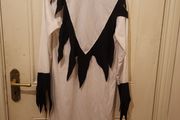 Scream fancy dress kids suit maybe 6 to 8years