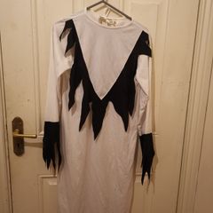 Scream fancy dress kids suit maybe 6 to 8years