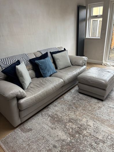 Leather Sofa/ Arm Chair/ Footstool