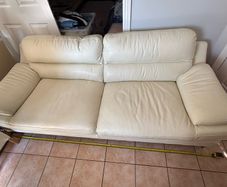 Italian Leather 3 Piece Suite  2 Seater Sofa + 2 Armchairs