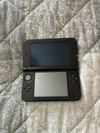 Nintendo 3DS XL Spares or Repair