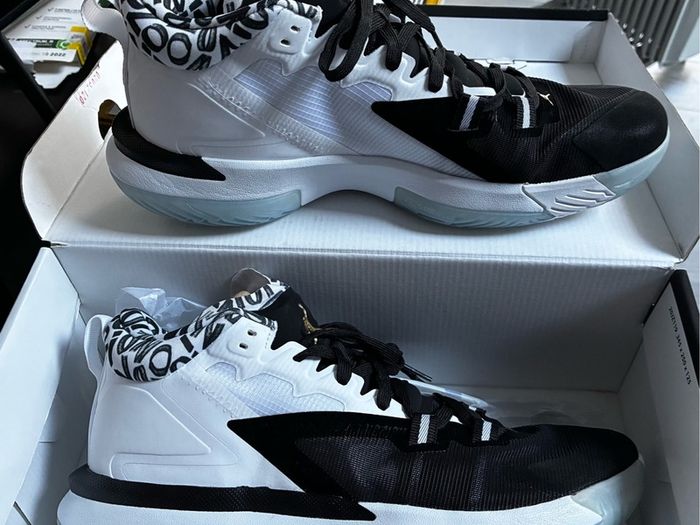 Original Jordan Zion 1 Sneakers - Men's UK9