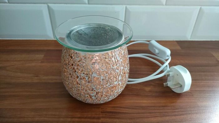 Wax melt lamp